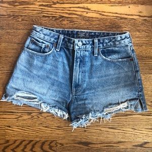 Abercrombie and Fitch Annie high rise shorts